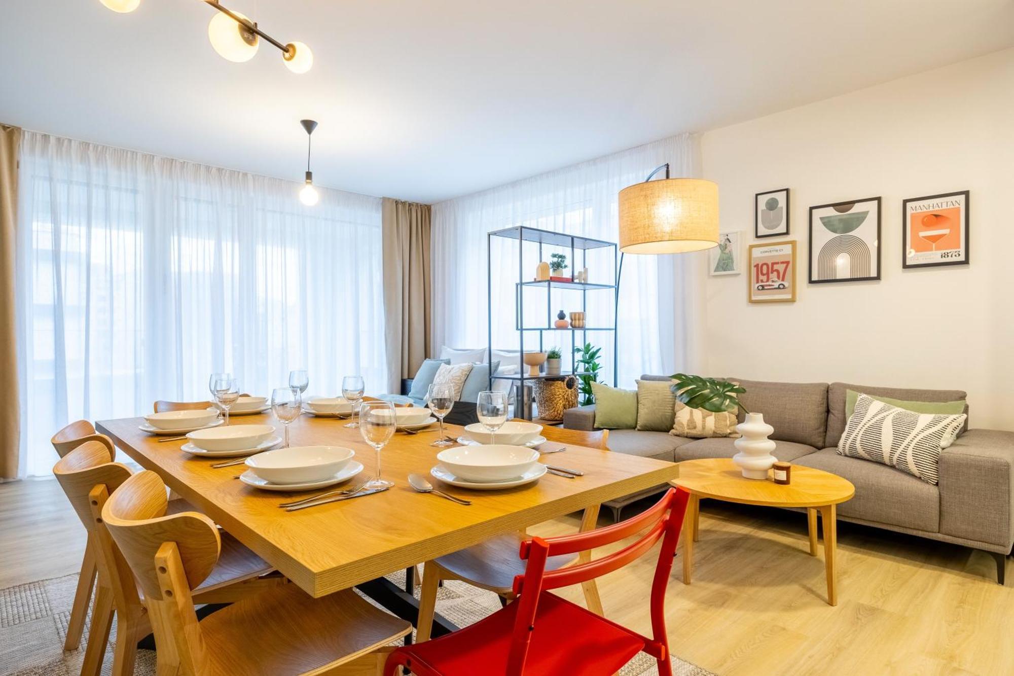 Apartmán Spacious 3br - 2 Parking Spots, Full Kitchen, By Gravity Prague